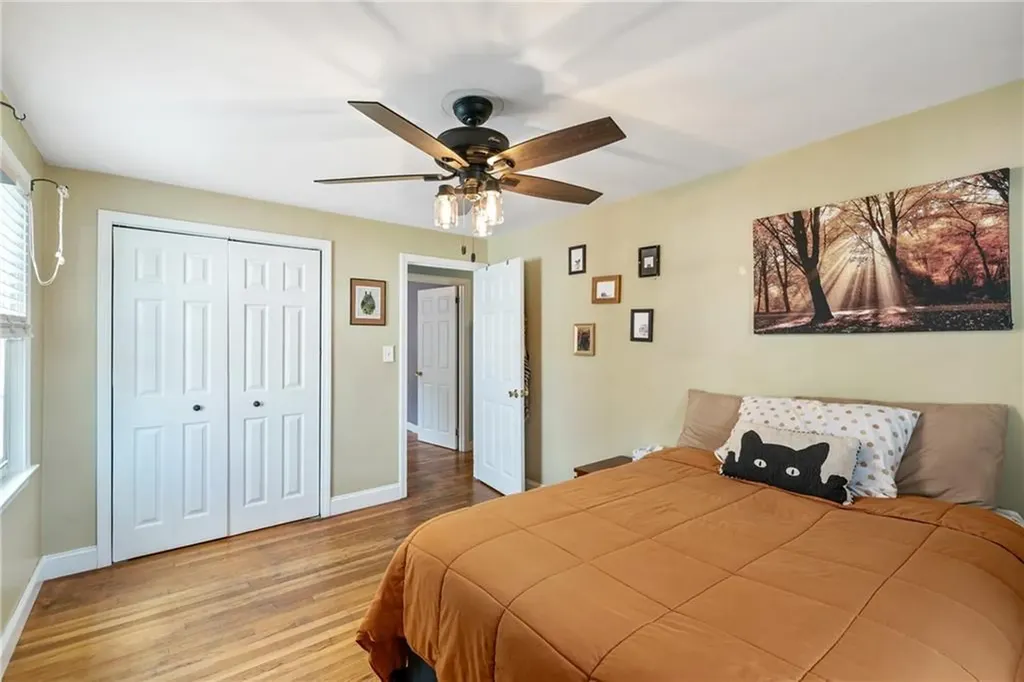 19 Gloria Street Pawtucket RI 02861