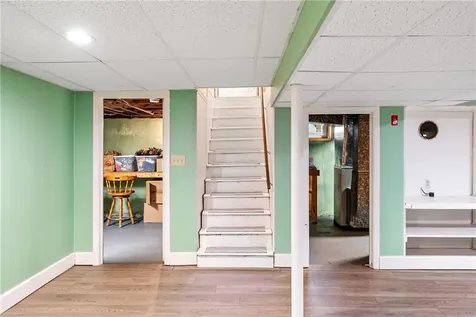 19 Gloria Street Pawtucket RI 02861