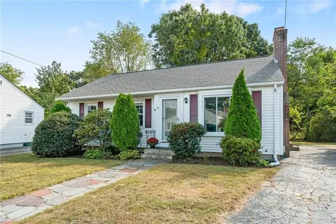 19 Gloria Street Pawtucket RI 02861