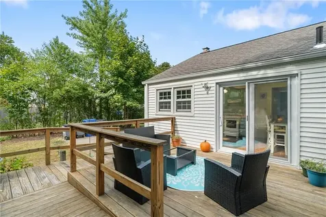 19 Gloria Street Pawtucket RI 02861