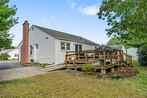 19 Gloria Street Pawtucket RI 02861