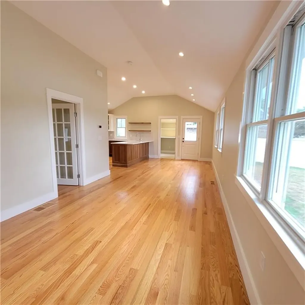 33 Sakonnet Drive Portsmouth RI 02871