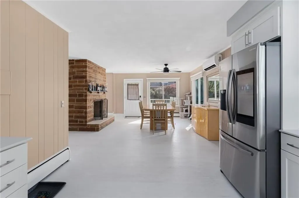 7 Winfield Road Johnston RI 02919