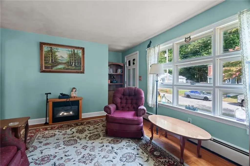 39 Woodlawn Road North Smithfield RI 02896