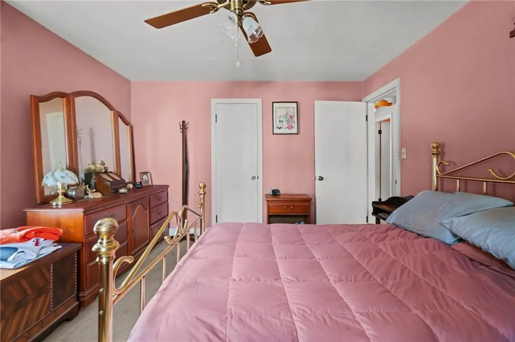 39 Woodlawn Road North Smithfield RI 02896