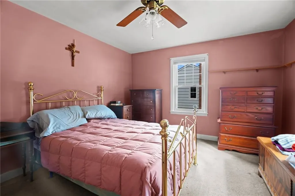 39 Woodlawn Road North Smithfield RI 02896