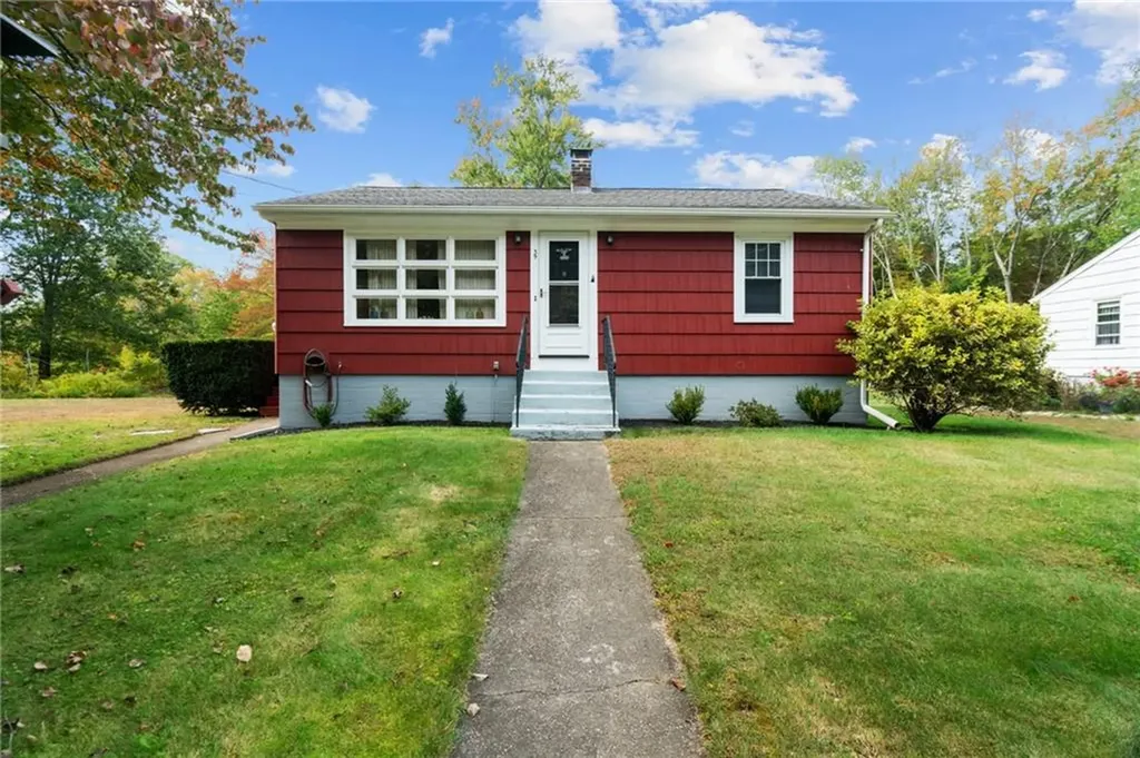 39 Woodlawn Road North Smithfield RI 02896