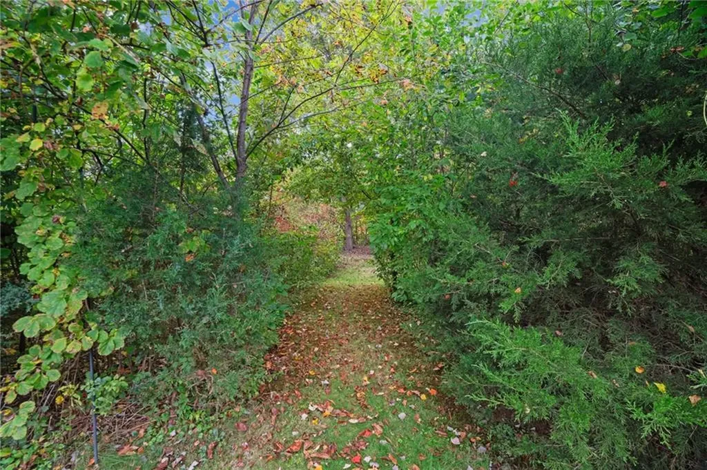 39 Woodlawn Road North Smithfield RI 02896