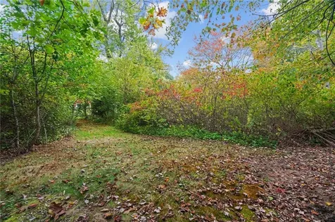 39 Woodlawn Road North Smithfield RI 02896