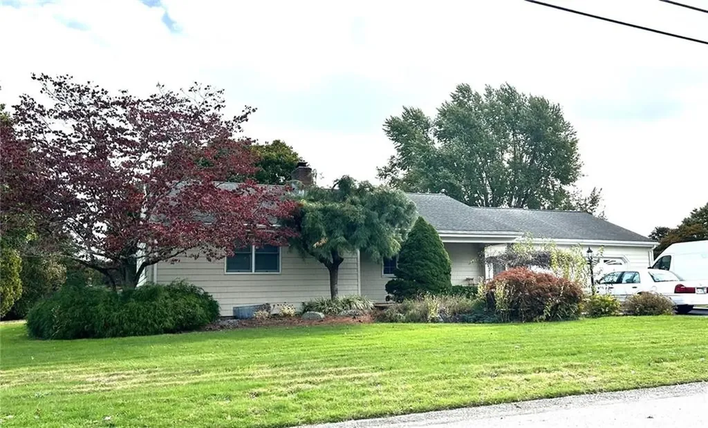 85 Ferncliffe Road Seekonk MA 02771
