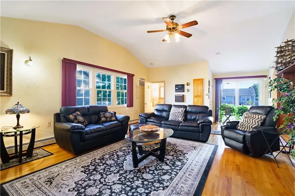 15 Bank Street Cranston RI 02920