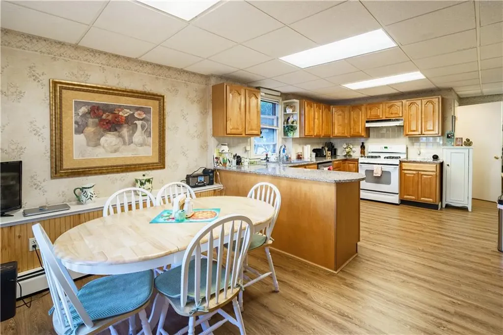 15 Bank Street Cranston RI 02920