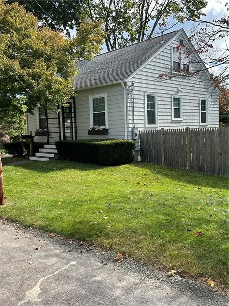 8 Diana Avenue Smithfield RI 02917