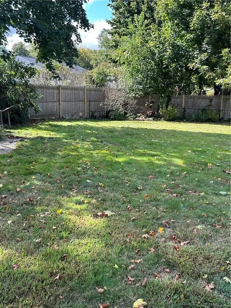 8 Diana Avenue Smithfield RI 02917