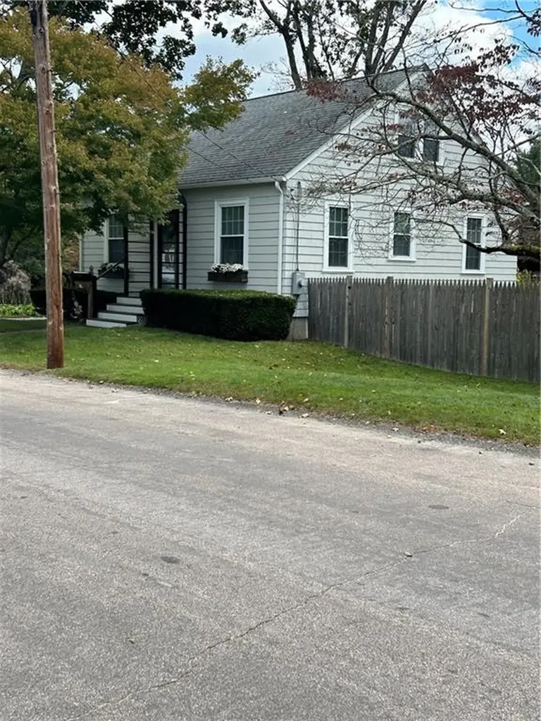 8 Diana Avenue Smithfield RI 02917