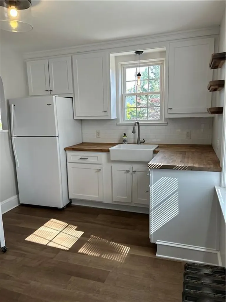 8 Diana Avenue Smithfield RI 02917