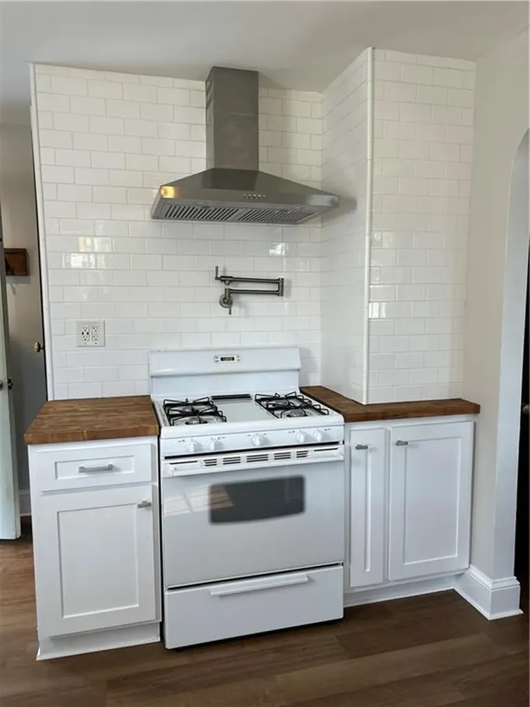8 Diana Avenue Smithfield RI 02917