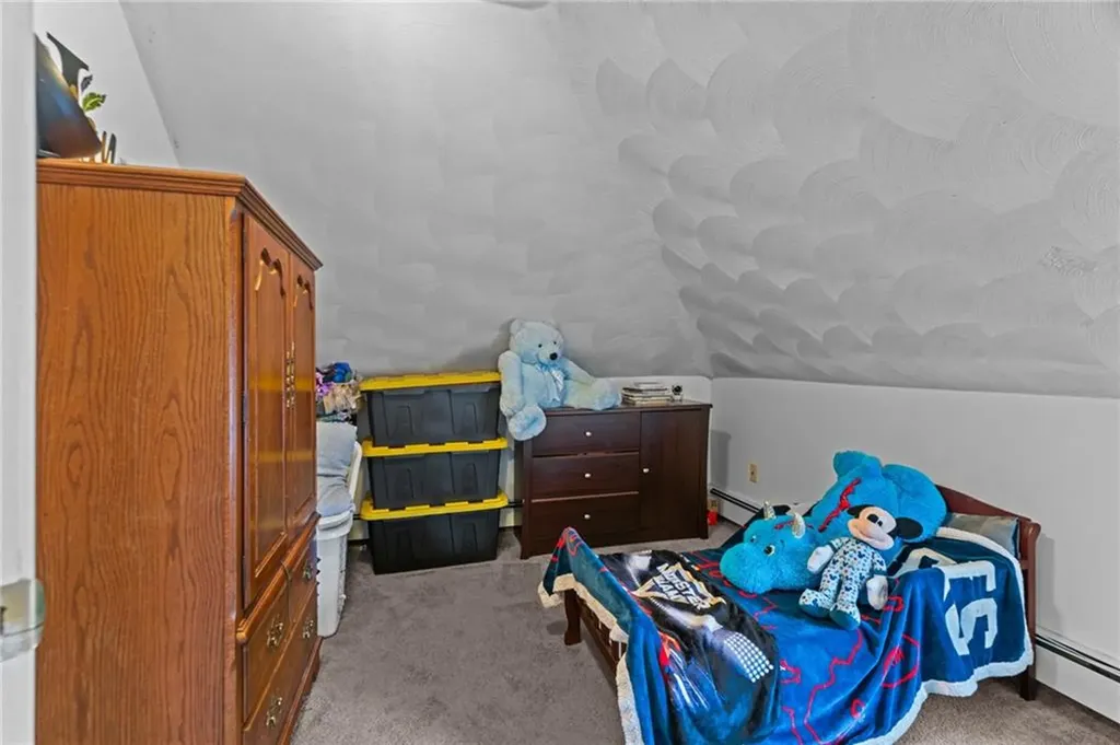 91 Hope Avenue Warwick RI 02889