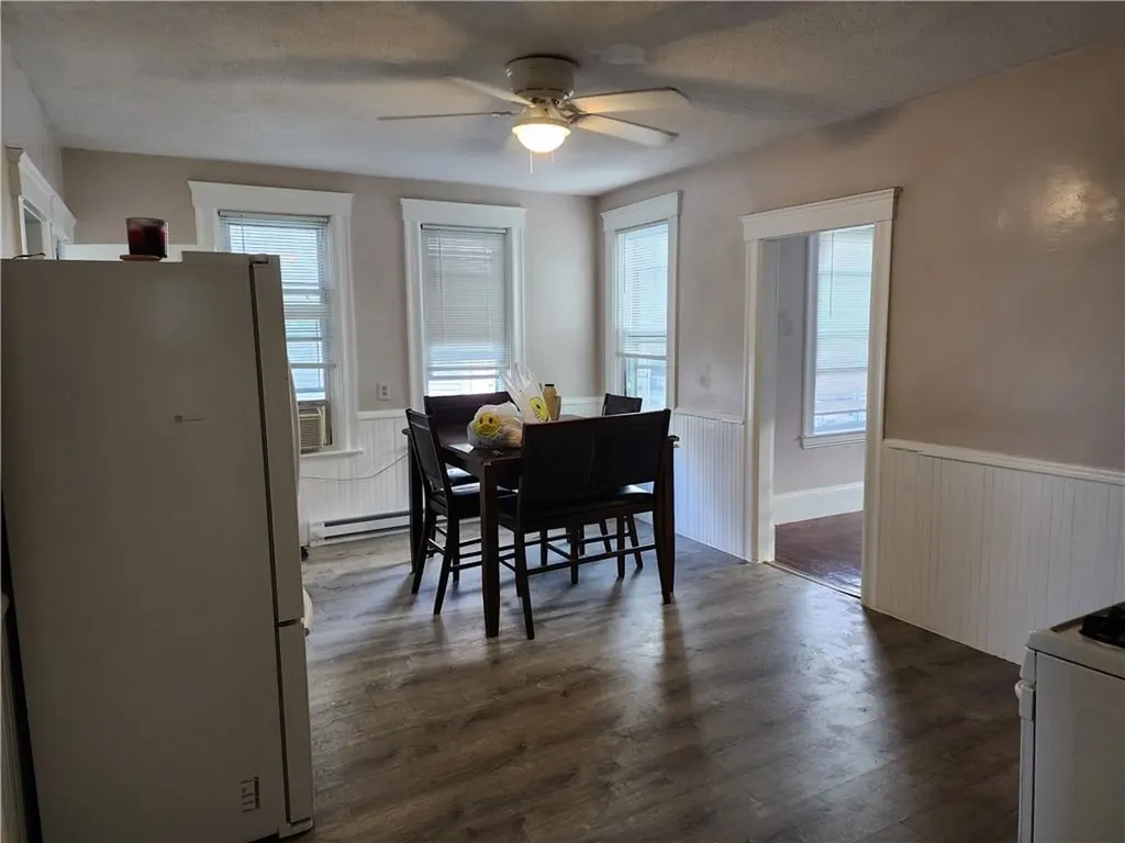 17 Morton Avenue Woonsocket RI 02895
