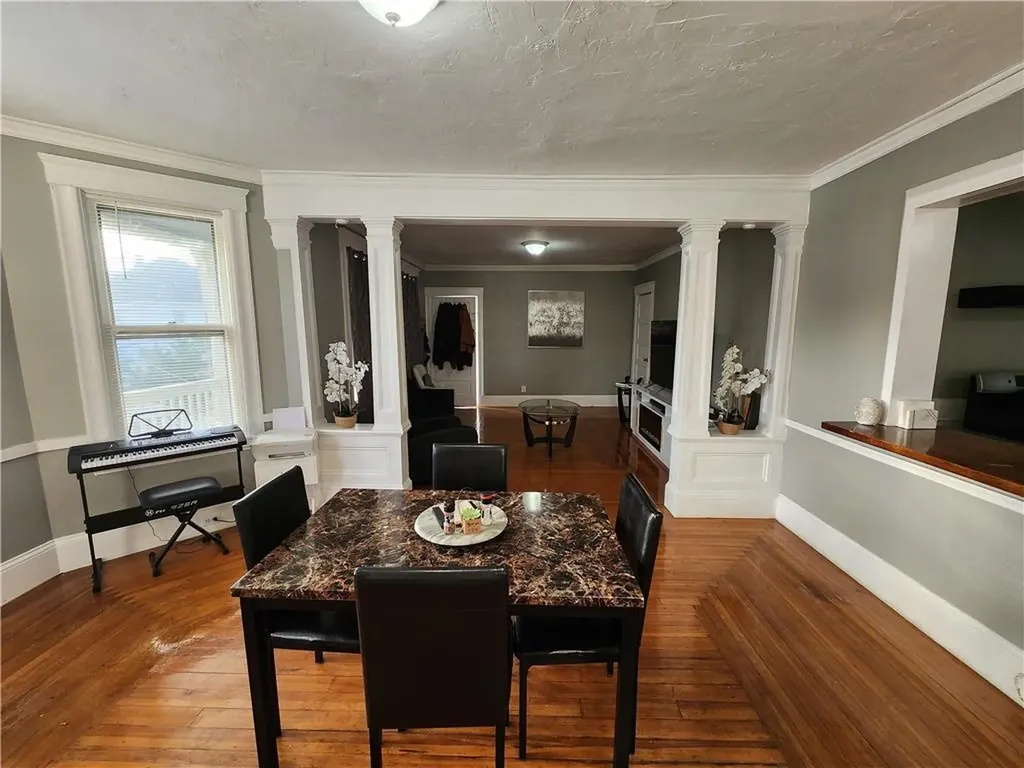 17 Morton Avenue Woonsocket RI 02895