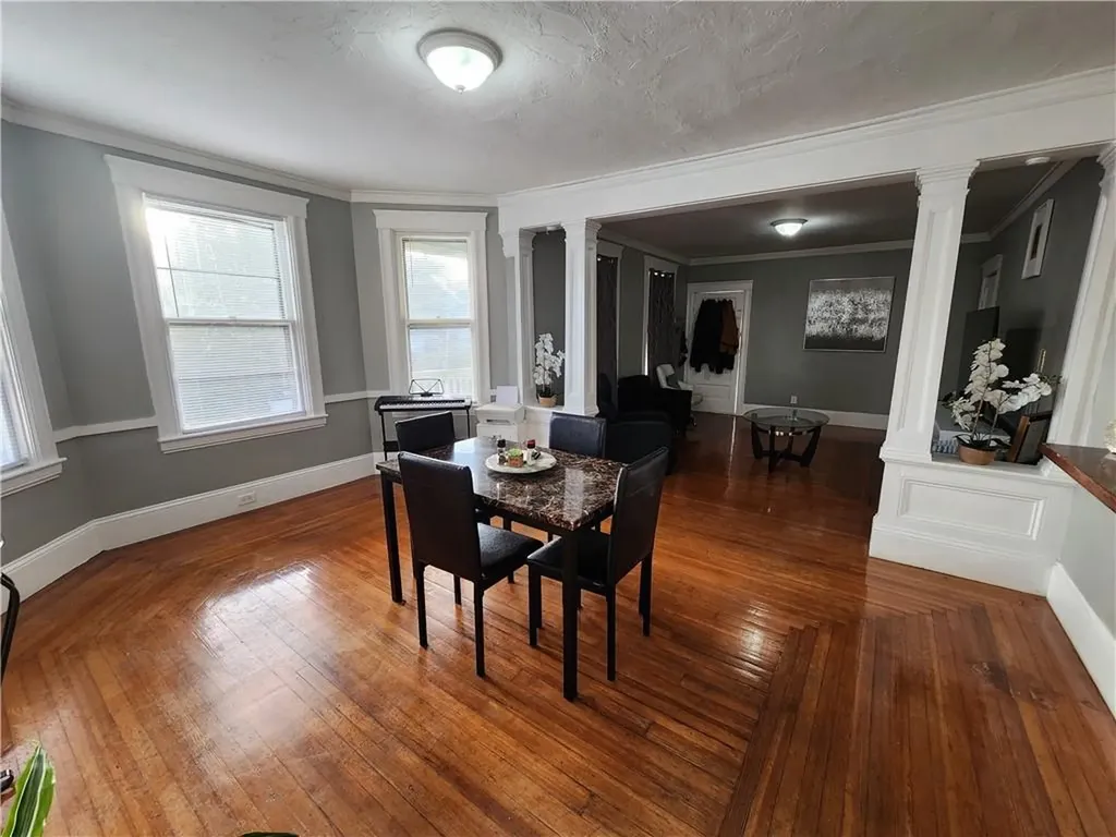 17 Morton Avenue Woonsocket RI 02895