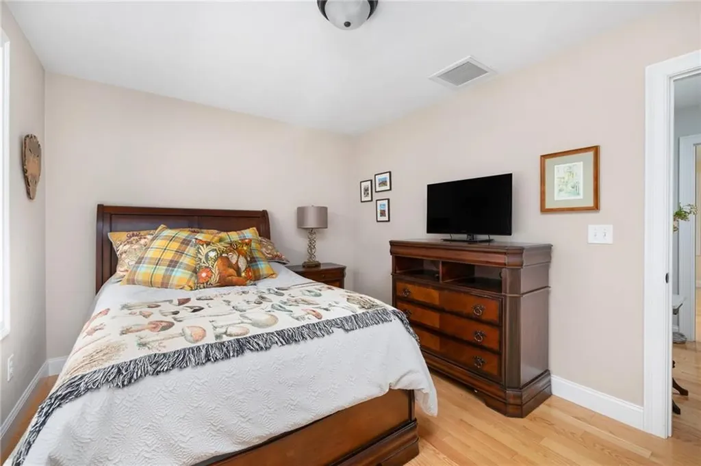 1351 Pippin Orchard Road Cranston RI 02921