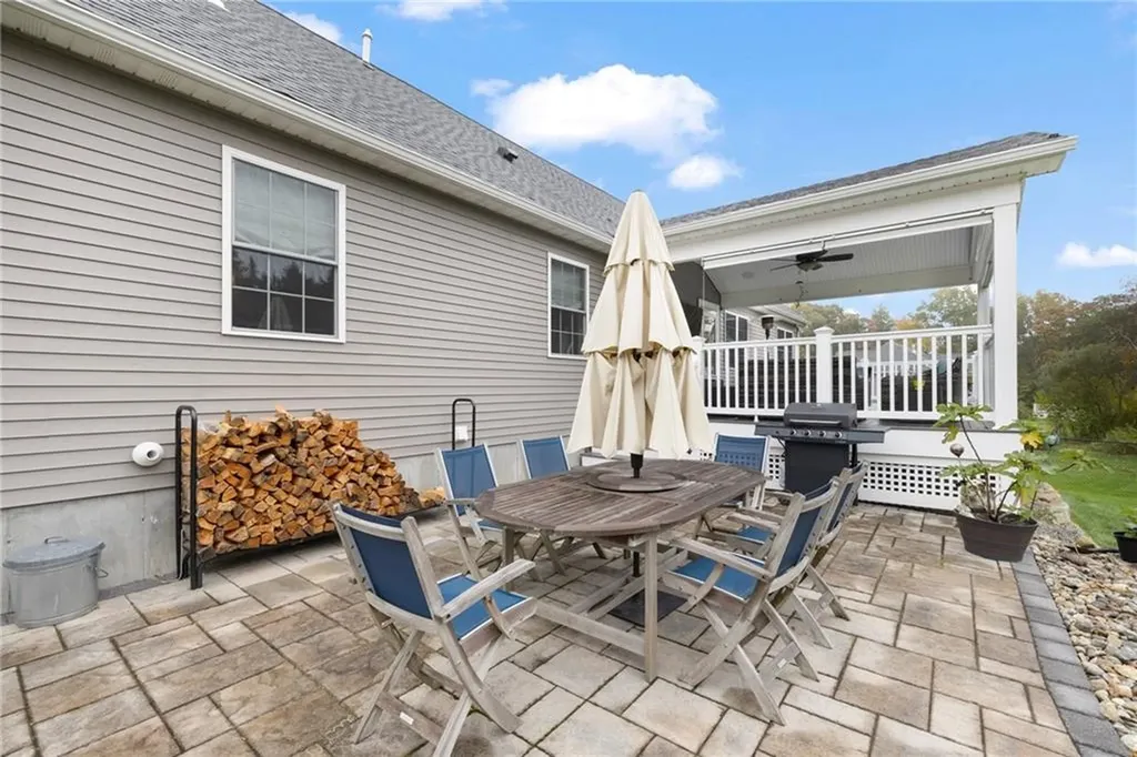 1351 Pippin Orchard Road Cranston RI 02921