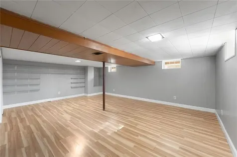 24 Winthrop Street East Providence RI 02915