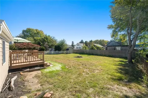 24 Winthrop Street East Providence RI 02915