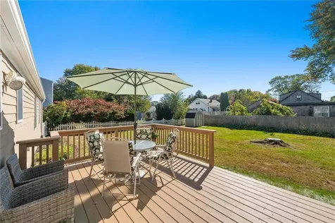 24 Winthrop Street East Providence RI 02915