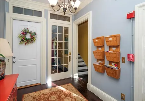 8 Cottage Street Newport RI 02840