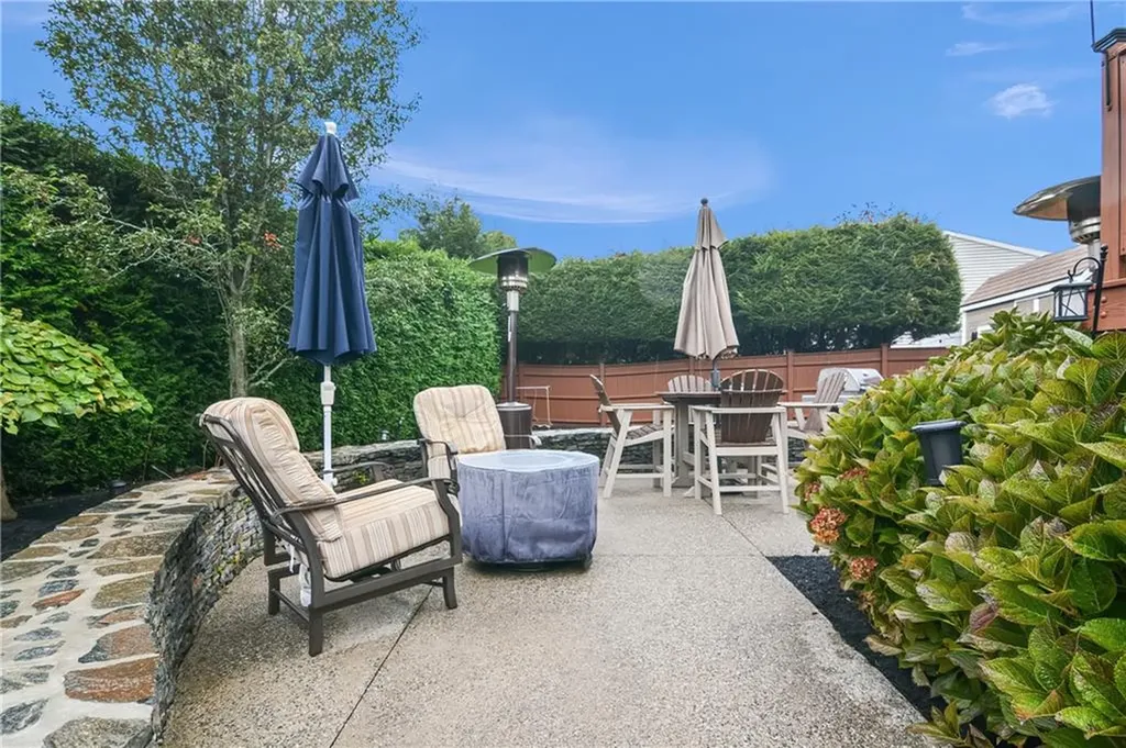 163 Silverwood Lane West Warwick RI 02893