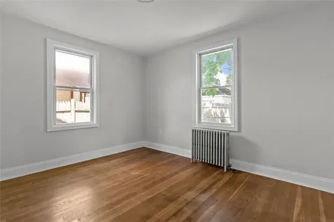 56 Kingsford Avenue East Providence RI 02915