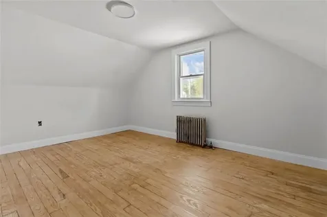 56 Kingsford Avenue East Providence RI 02915