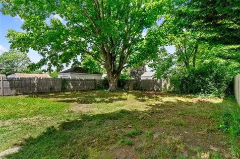56 Kingsford Avenue East Providence RI 02915