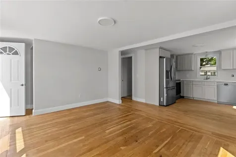 56 Kingsford Avenue East Providence RI 02915