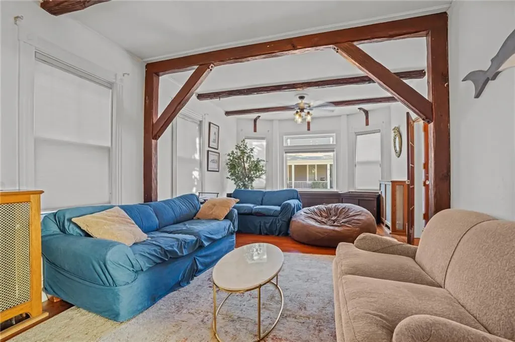 28 Rhode Island Avenue Newport RI 02840