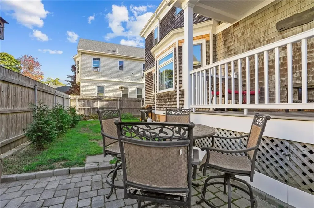 28 Rhode Island Avenue Newport RI 02840