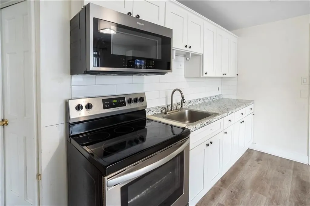 51 Grace Street Pawtucket RI 02860