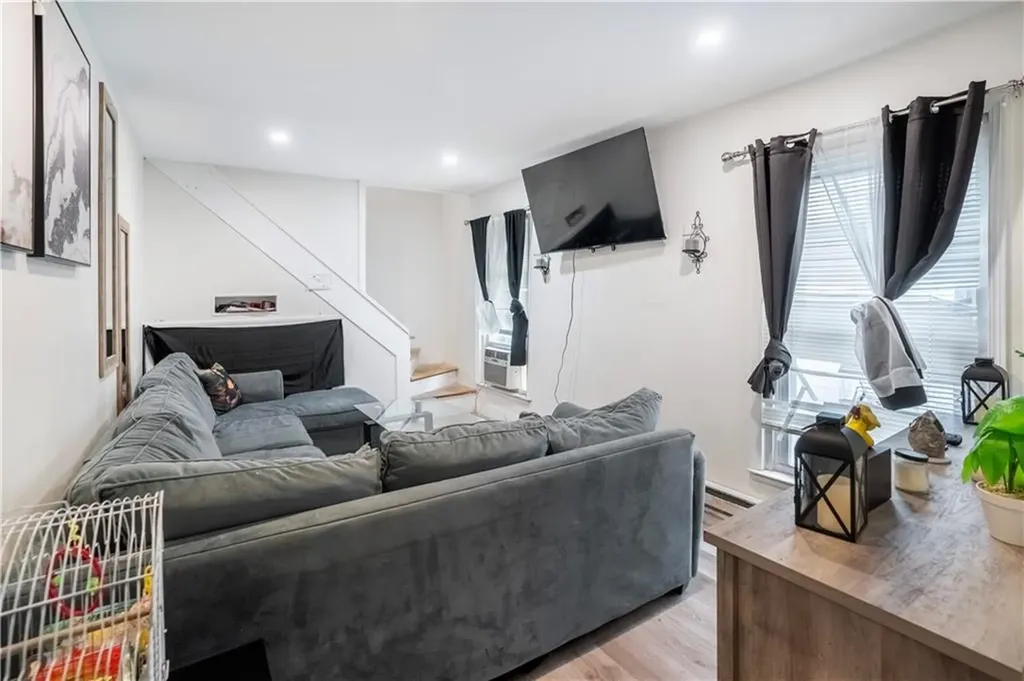 51 Grace Street Pawtucket RI 02860