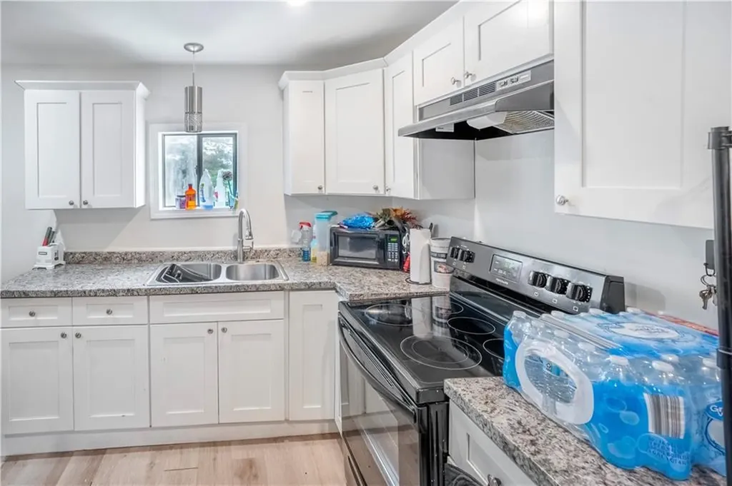 51 Grace Street Pawtucket RI 02860
