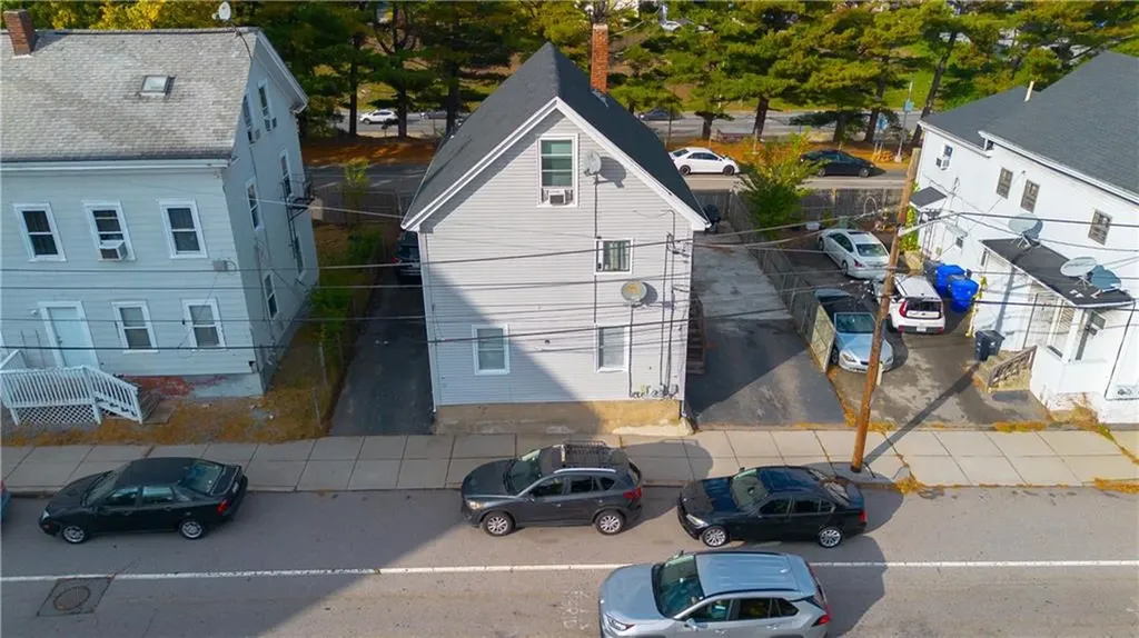 51 Grace Street Pawtucket RI 02860