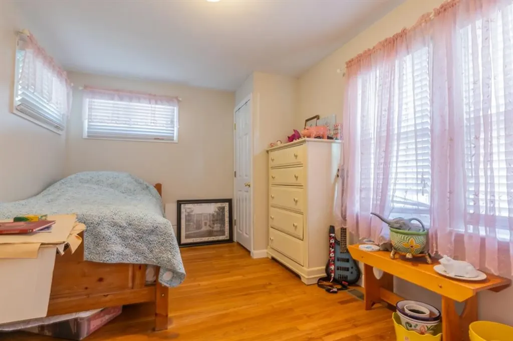 88 Lee Avenue Warwick RI 02889