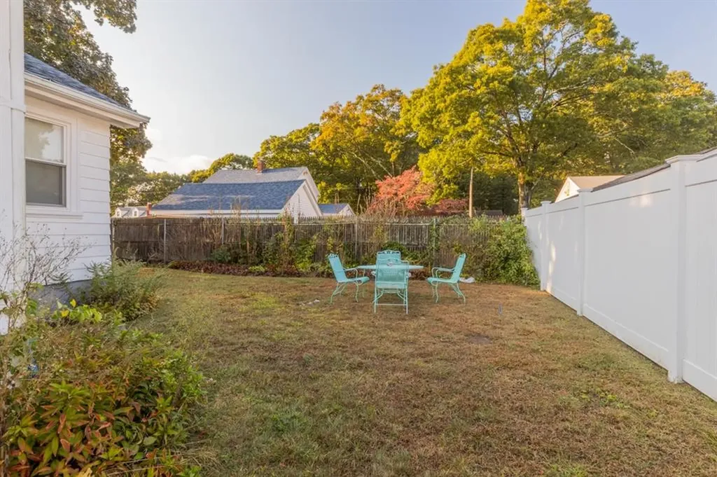 88 Lee Avenue Warwick RI 02889