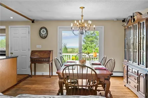 22 Pear Street Portsmouth RI 02871