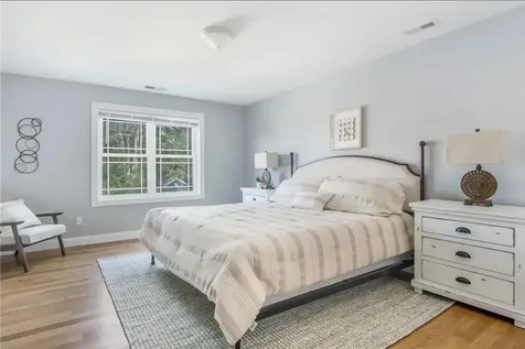 115 Ellery Avenue Middletown RI 02842