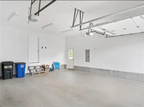 115 Ellery Avenue Middletown RI 02842