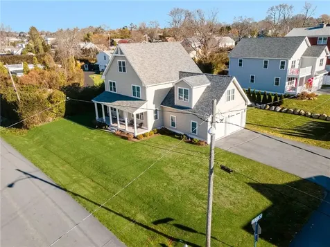 115 Ellery Avenue Middletown RI 02842