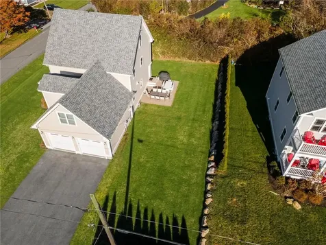 115 Ellery Avenue Middletown RI 02842