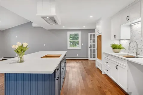 138 Oliphant Lane Middletown RI 02842